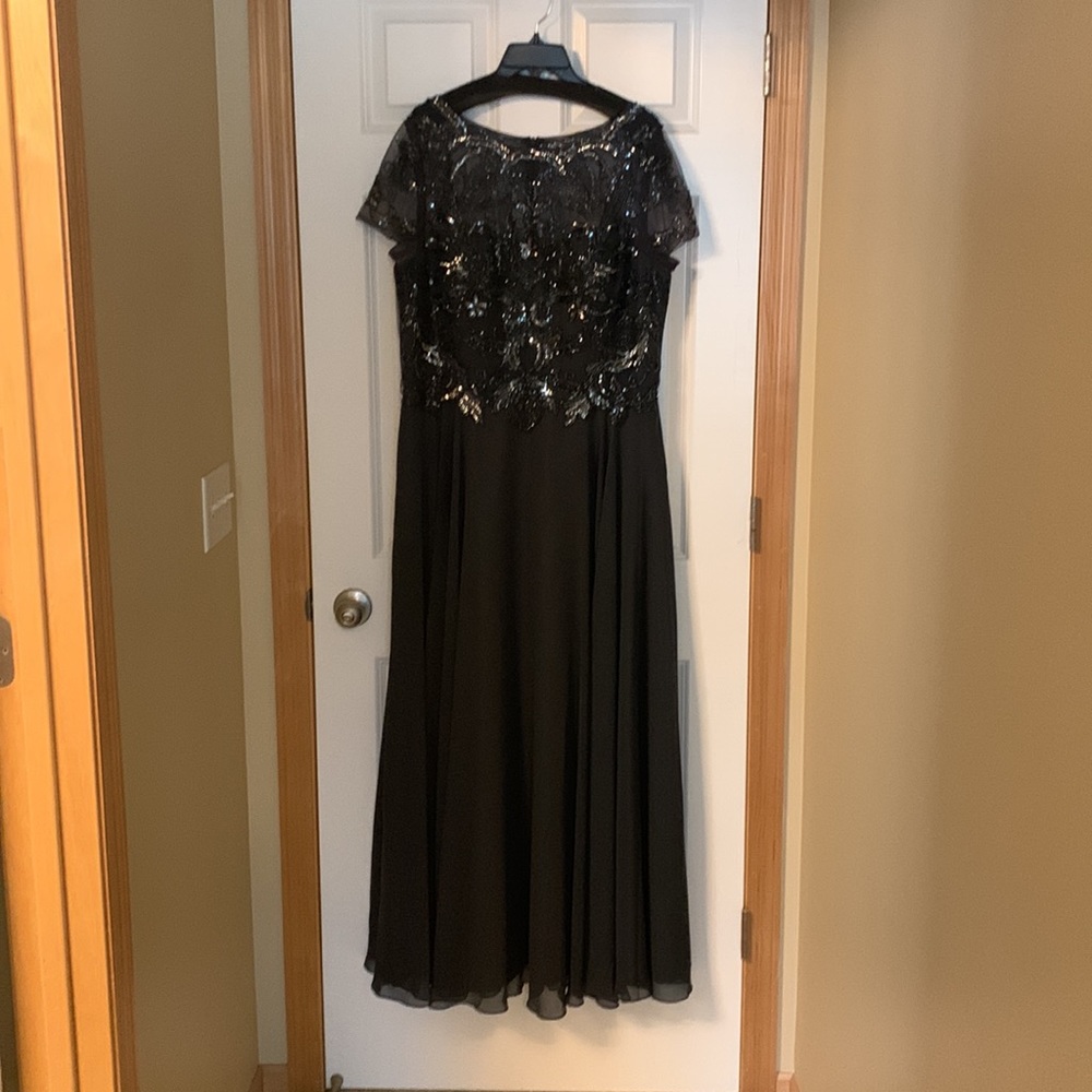 Xcape Evenings “Jerri” beaded short sleeve chiffon gown
